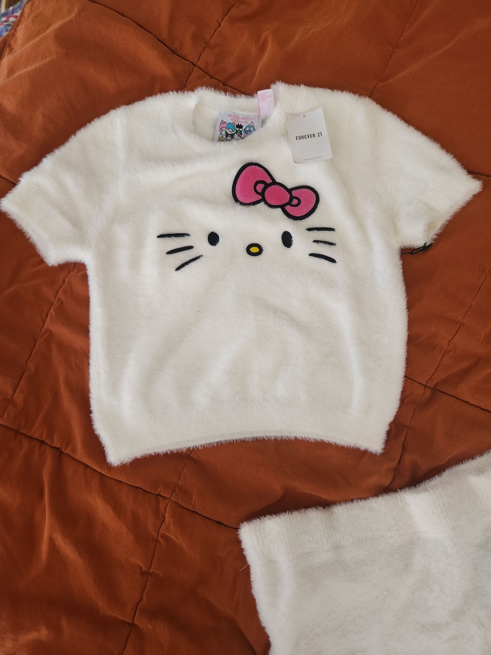 Forever 21 White Fuzzy Hello Kitty Short Sleeve Top with Pink Bow